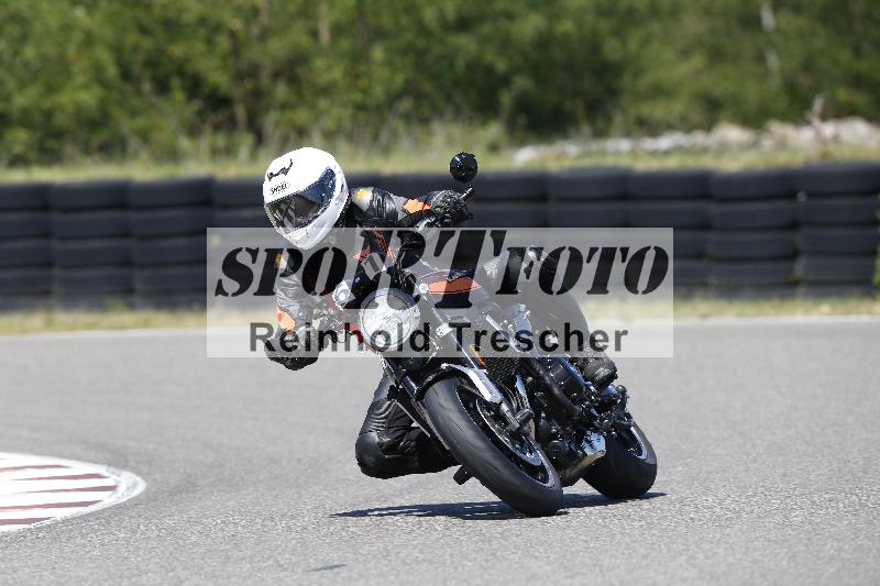 /Archiv-2025/48 25.08.2025 Cornu Master School ADR/blau-bleu/61